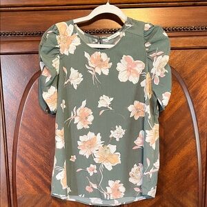 Pleione Green Floral Blouse